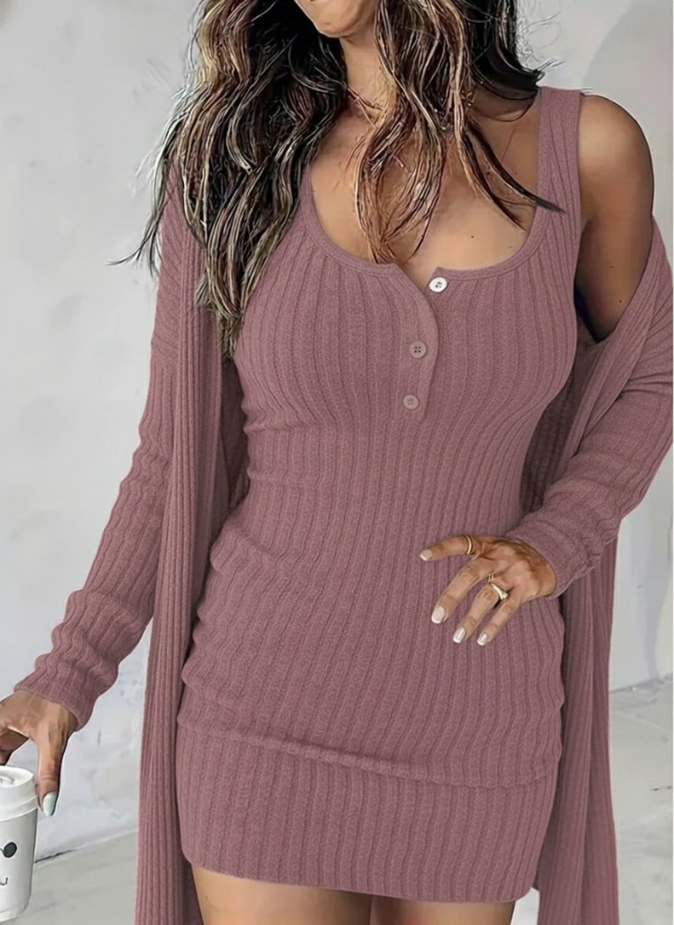 Kadın Askılı Yuvarlak Yakalı önü Düğmeli şardonlu Kaşkorse Mini Elbise Ve Kısa Ceket