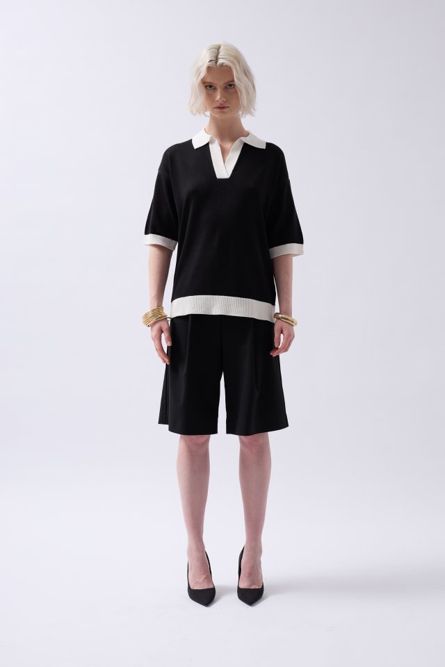 V Yaka Dokulu T-Shirt V Yaka Dokulu T-Shirt