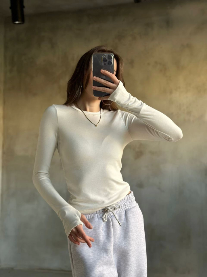 Finger Passed Buzi Body - White