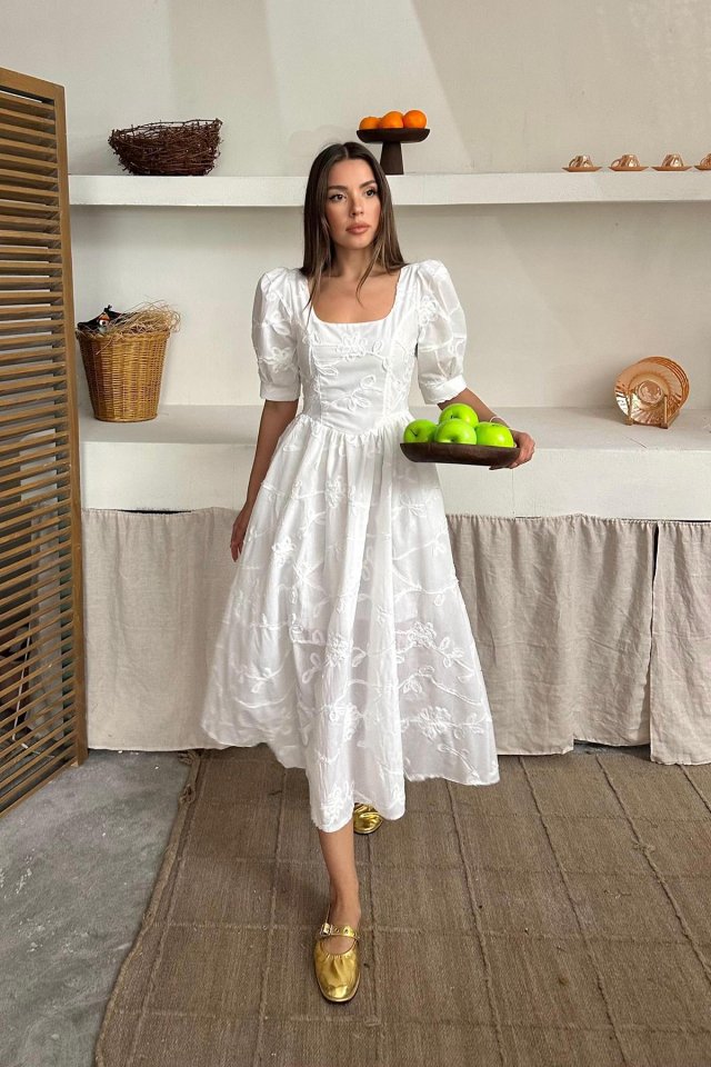 White Balloon Sleeves Brode Dress