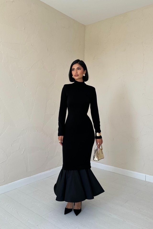 Black Meat Garnish Dress