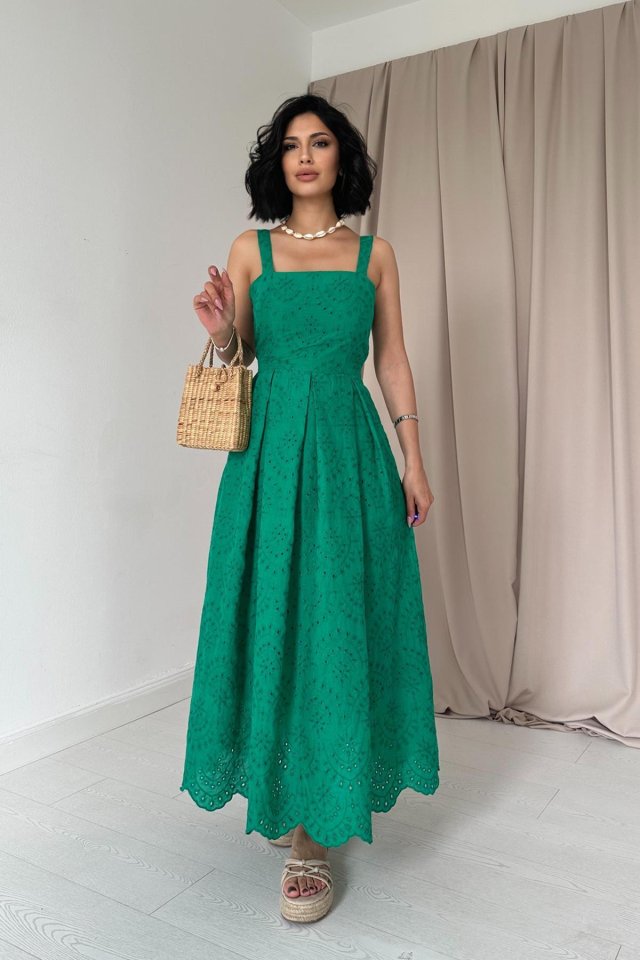 Yeşil Askılı Aparatlı Brode Elbise Yeşil Askılı Aparatlı Brode Elbise