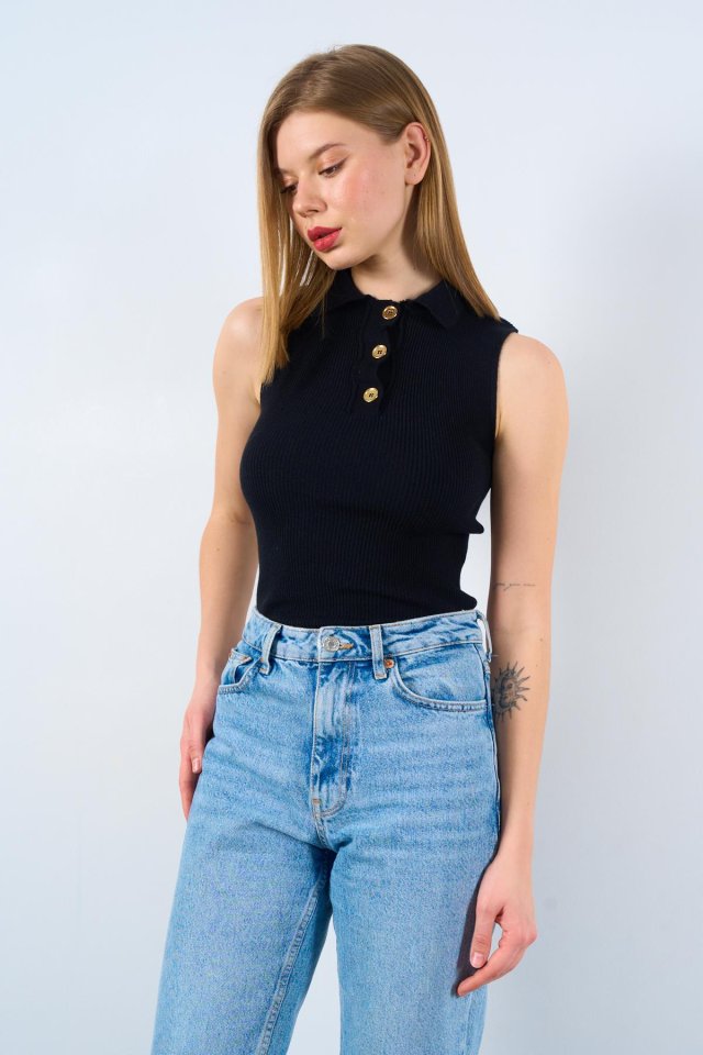 Coated Buttoned Knitwear - Black