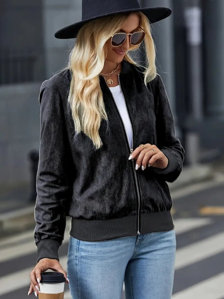 Kadın Uzun Kollu Önden Fermuarlı Süet Ceket Kadın Uzun Kollu Önden Fermuarlı Süet Ceket