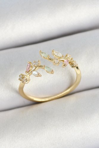 Pirinç Yaprak Figürlü Zirkon Taşlı Gold Renk Ayarlanabilir Kadın Yüzük