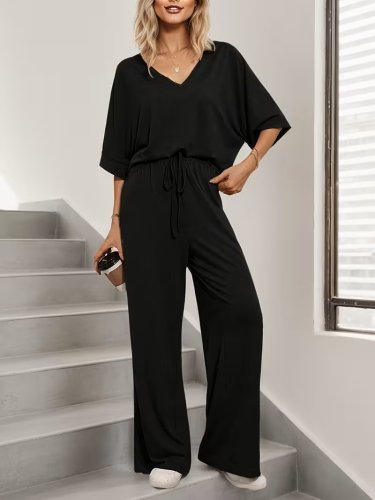 Kadın kısa kollu v yakalı viskon bluz ve pantolon ikili takım