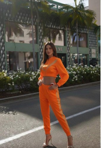 Kadın uzun kollu önü şerit detay kısa ceket ve pantolon ikili takım