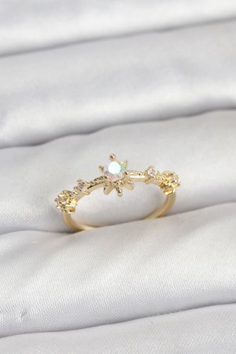 Gold Renk Pirinç Yıldız Model Kadın Yüzük